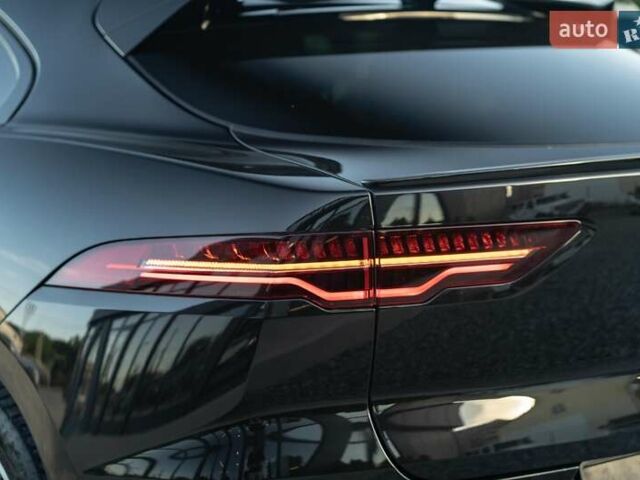 Черный Ягуар I-Pace, объемом двигателя 0 л и пробегом 102 тыс. км за 28900 $, фото 7 на Automoto.ua