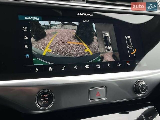 Черный Ягуар I-Pace, объемом двигателя 0 л и пробегом 68 тыс. км за 24499 $, фото 43 на Automoto.ua