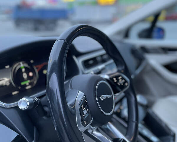 Черный Ягуар I-Pace, объемом двигателя 0 л и пробегом 138 тыс. км за 25200 $, фото 12 на Automoto.ua
