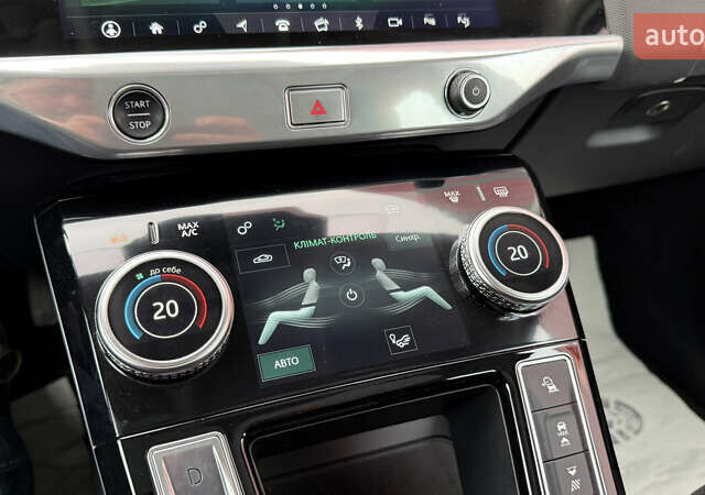Черный Ягуар I-Pace, объемом двигателя 0 л и пробегом 121 тыс. км за 22500 $, фото 36 на Automoto.ua