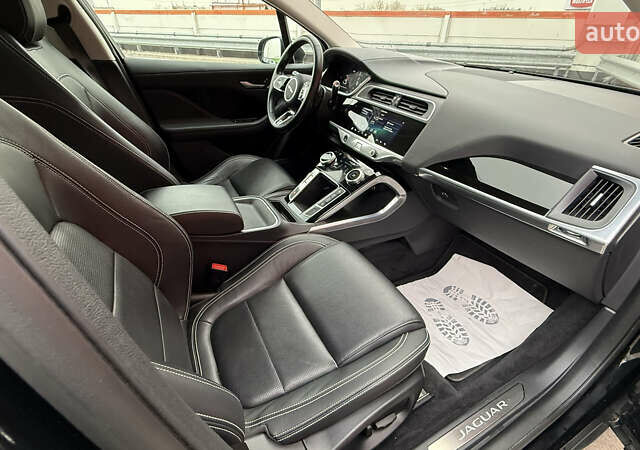 Черный Ягуар I-Pace, объемом двигателя 0 л и пробегом 121 тыс. км за 22500 $, фото 60 на Automoto.ua
