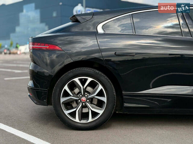 Черный Ягуар I-Pace, объемом двигателя 0 л и пробегом 112 тыс. км за 22840 $, фото 9 на Automoto.ua