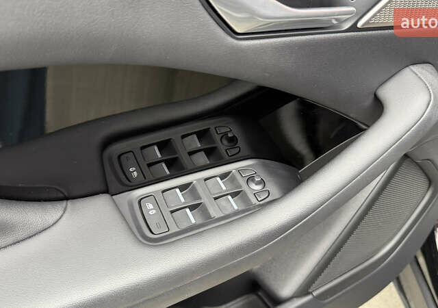 Черный Ягуар I-Pace, объемом двигателя 0 л и пробегом 121 тыс. км за 22500 $, фото 21 на Automoto.ua