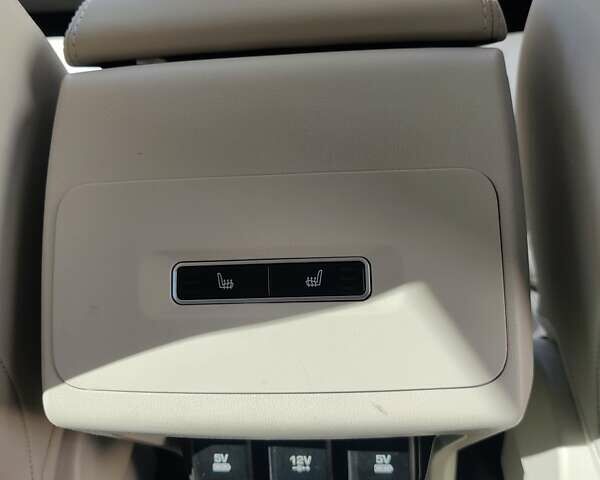 Черный Ягуар I-Pace, объемом двигателя 0 л и пробегом 193 тыс. км за 25000 $, фото 16 на Automoto.ua