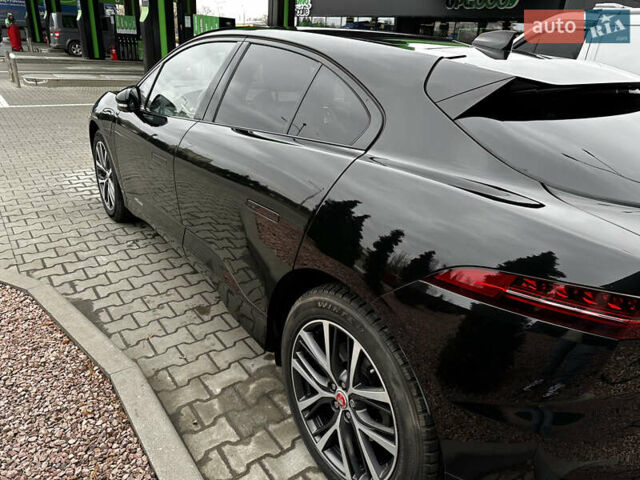 Черный Ягуар I-Pace, объемом двигателя 0 л и пробегом 105 тыс. км за 28500 $, фото 3 на Automoto.ua