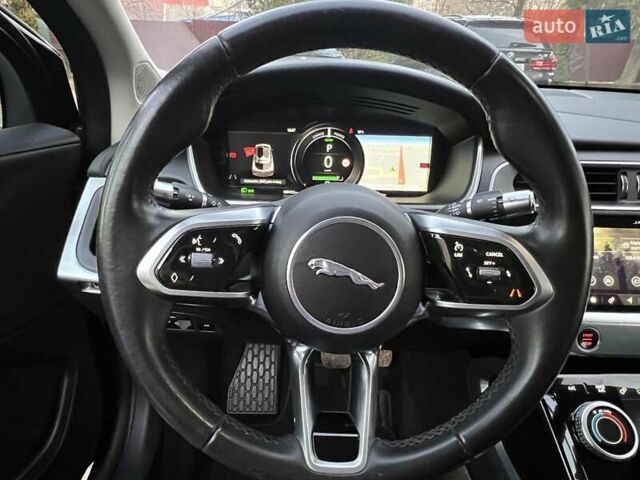 Черный Ягуар I-Pace, объемом двигателя 0 л и пробегом 69 тыс. км за 21999 $, фото 13 на Automoto.ua