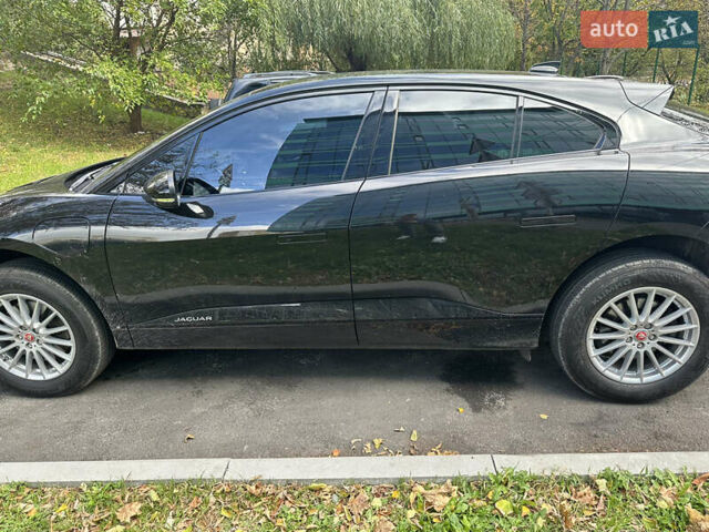 Черный Ягуар I-Pace, объемом двигателя 0 л и пробегом 81 тыс. км за 26900 $, фото 2 на Automoto.ua