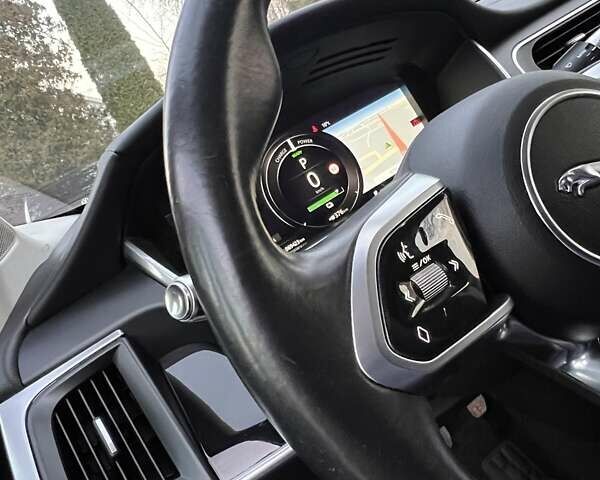 Черный Ягуар I-Pace, объемом двигателя 0 л и пробегом 69 тыс. км за 21999 $, фото 8 на Automoto.ua