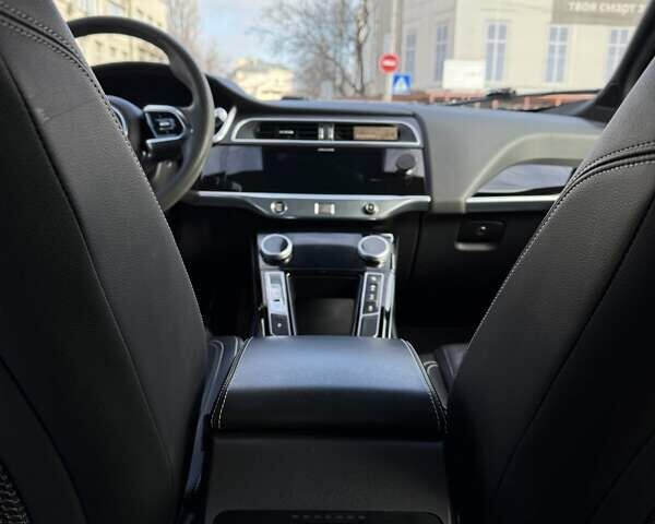 Черный Ягуар I-Pace, объемом двигателя 0 л и пробегом 155 тыс. км за 27000 $, фото 15 на Automoto.ua