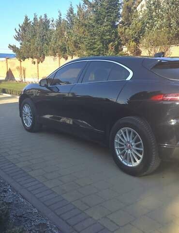 Черный Ягуар I-Pace, объемом двигателя 0 л и пробегом 225 тыс. км за 25500 $, фото 2 на Automoto.ua