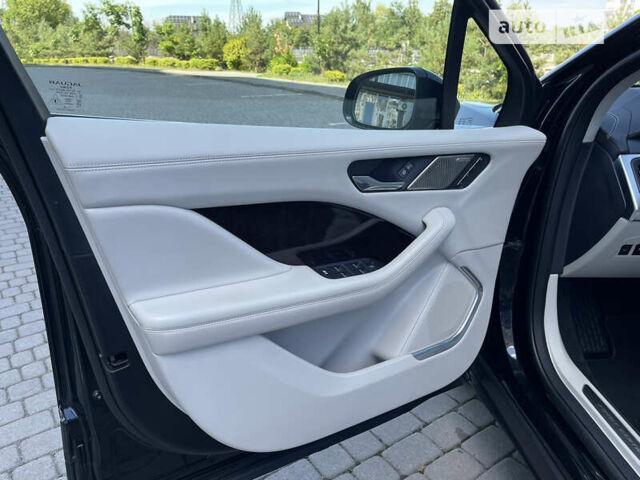 Чорний Ягуар I-Pace, об'ємом двигуна 0 л та пробігом 127 тис. км за 32300 $, фото 20 на Automoto.ua