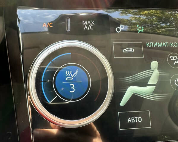Черный Ягуар I-Pace, объемом двигателя 0 л и пробегом 141 тыс. км за 27000 $, фото 30 на Automoto.ua