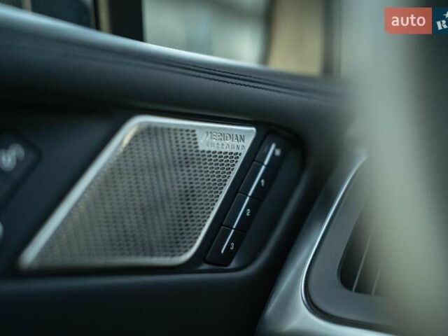 Черный Ягуар I-Pace, объемом двигателя 0 л и пробегом 102 тыс. км за 28900 $, фото 23 на Automoto.ua