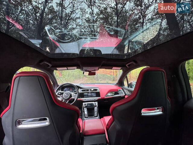 Черный Ягуар I-Pace, объемом двигателя 0 л и пробегом 24 тыс. км за 34900 $, фото 11 на Automoto.ua