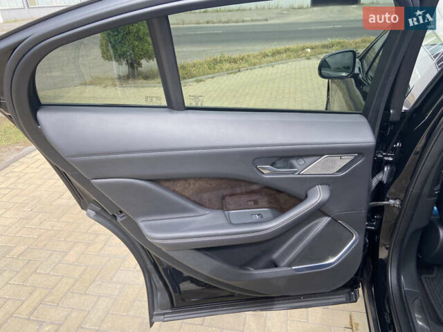 Чорний Ягуар I-Pace, об'ємом двигуна 0 л та пробігом 172 тис. км за 23500 $, фото 30 на Automoto.ua