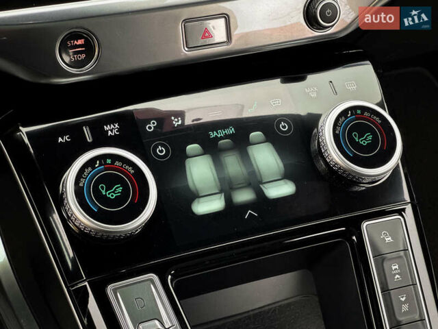 Черный Ягуар I-Pace, объемом двигателя 0 л и пробегом 138 тыс. км за 24500 $, фото 77 на Automoto.ua