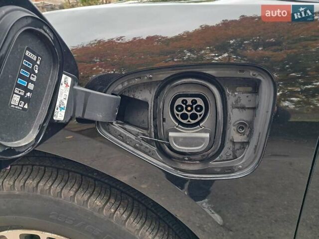 Черный Ягуар I-Pace, объемом двигателя 0 л и пробегом 180 тыс. км за 22500 $, фото 27 на Automoto.ua