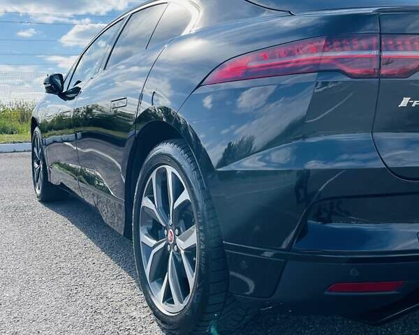 Черный Ягуар I-Pace, объемом двигателя 0 л и пробегом 98 тыс. км за 23900 $, фото 22 на Automoto.ua