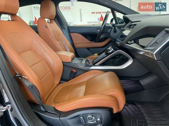 Черный Ягуар I-Pace, объемом двигателя 0 л и пробегом 73 тыс. км за 33990 $, фото 28 на Automoto.ua