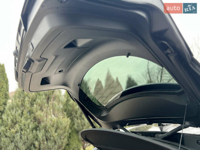 Черный Ягуар I-Pace, объемом двигателя 0 л и пробегом 143 тыс. км за 20500 $, фото 23 на Automoto.ua