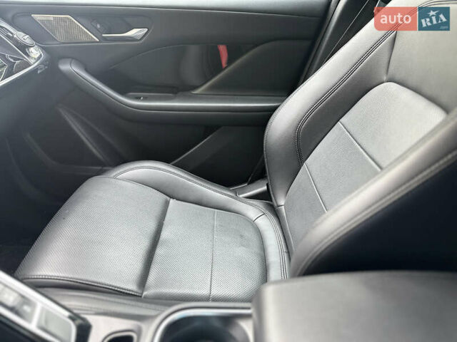 Черный Ягуар I-Pace, объемом двигателя 0 л и пробегом 187 тыс. км за 27000 $, фото 17 на Automoto.ua