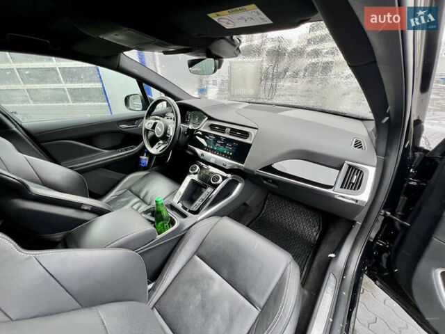 Черный Ягуар I-Pace, объемом двигателя 0 л и пробегом 116 тыс. км за 23990 $, фото 28 на Automoto.ua