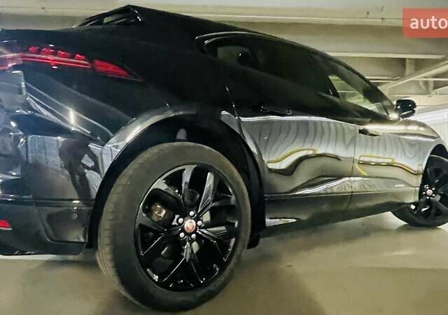 Черный Ягуар I-Pace, объемом двигателя 0 л и пробегом 79 тыс. км за 24300 $, фото 69 на Automoto.ua