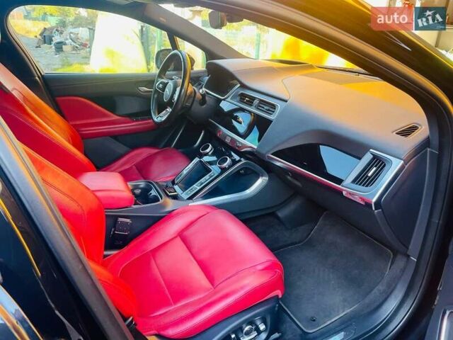 Черный Ягуар I-Pace, объемом двигателя 0 л и пробегом 175 тыс. км за 23900 $, фото 6 на Automoto.ua