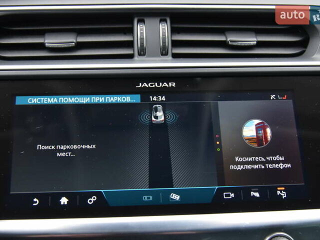 Черный Ягуар I-Pace, объемом двигателя 0 л и пробегом 49 тыс. км за 29900 $, фото 51 на Automoto.ua