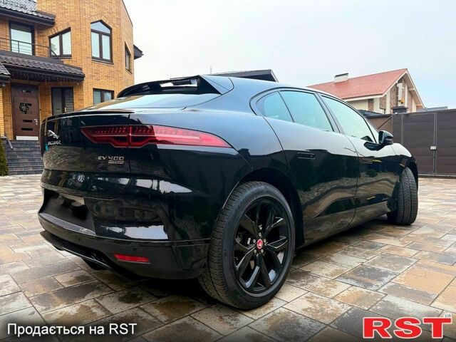 Черный Ягуар I-Pace, объемом двигателя 0 л и пробегом 69 тыс. км за 39900 $, фото 3 на Automoto.ua
