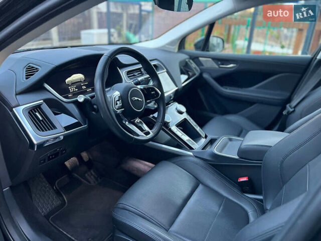 Черный Ягуар I-Pace, объемом двигателя 0 л и пробегом 109 тыс. км за 20000 $, фото 7 на Automoto.ua