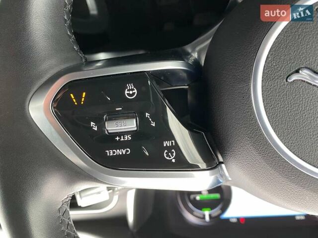 Черный Ягуар I-Pace, объемом двигателя 0 л и пробегом 98 тыс. км за 25200 $, фото 6 на Automoto.ua