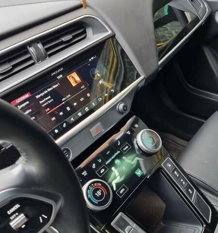 Черный Ягуар I-Pace, объемом двигателя 0 л и пробегом 44 тыс. км за 24900 $, фото 51 на Automoto.ua