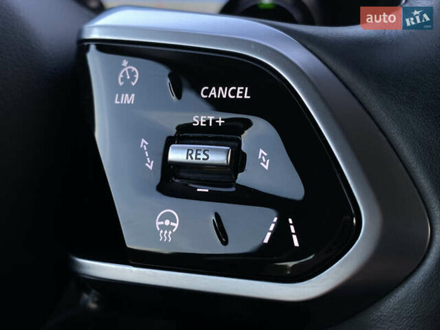 Черный Ягуар I-Pace, объемом двигателя 0 л и пробегом 120 тыс. км за 25900 $, фото 9 на Automoto.ua