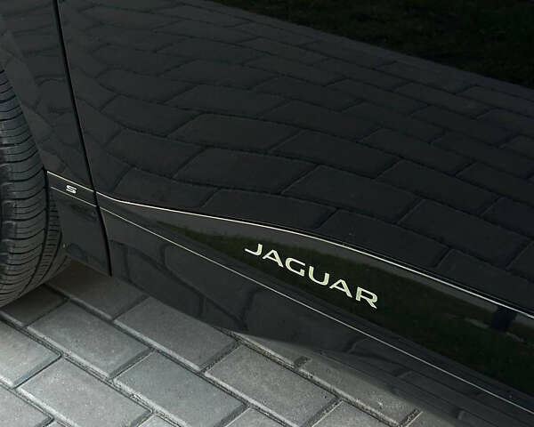 Чорний Ягуар I-Pace, об'ємом двигуна 0 л та пробігом 121 тис. км за 27000 $, фото 11 на Automoto.ua