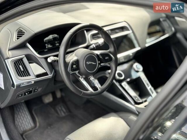 Черный Ягуар I-Pace, объемом двигателя 0 л и пробегом 95 тыс. км за 21500 $, фото 8 на Automoto.ua