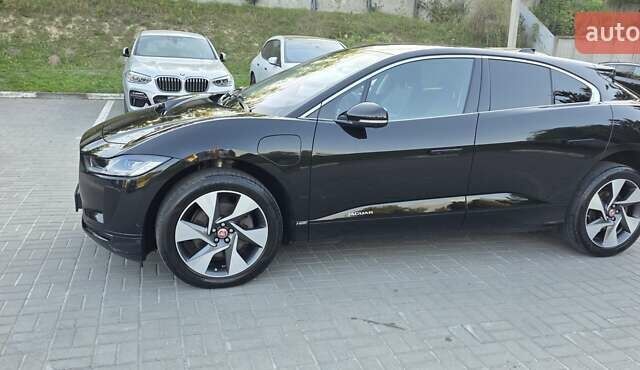 Черный Ягуар I-Pace, объемом двигателя 0 л и пробегом 94 тыс. км за 23500 $, фото 40 на Automoto.ua