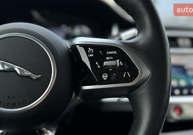 Черный Ягуар I-Pace, объемом двигателя 0 л и пробегом 36 тыс. км за 31999 $, фото 31 на Automoto.ua
