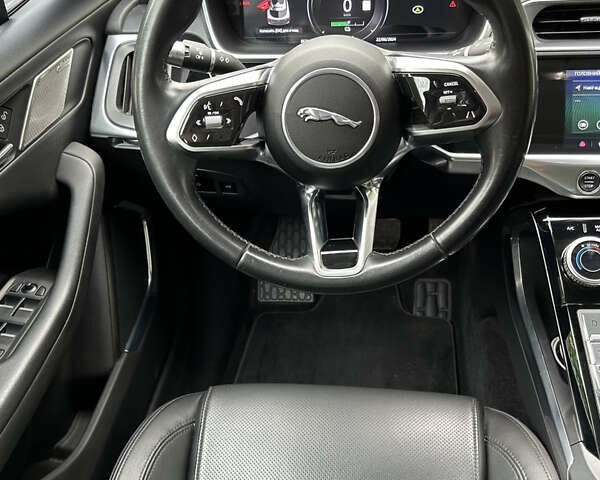 Черный Ягуар I-Pace, объемом двигателя 0 л и пробегом 62 тыс. км за 25999 $, фото 11 на Automoto.ua