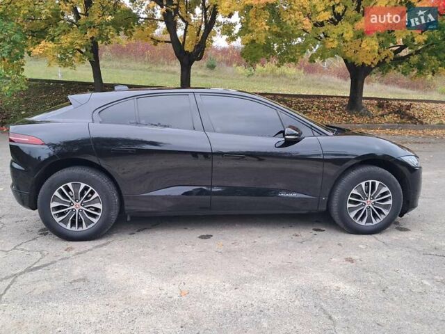 Черный Ягуар I-Pace, объемом двигателя 0 л и пробегом 180 тыс. км за 22500 $, фото 2 на Automoto.ua