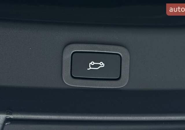 Черный Ягуар I-Pace, объемом двигателя 0 л и пробегом 36 тыс. км за 31999 $, фото 36 на Automoto.ua