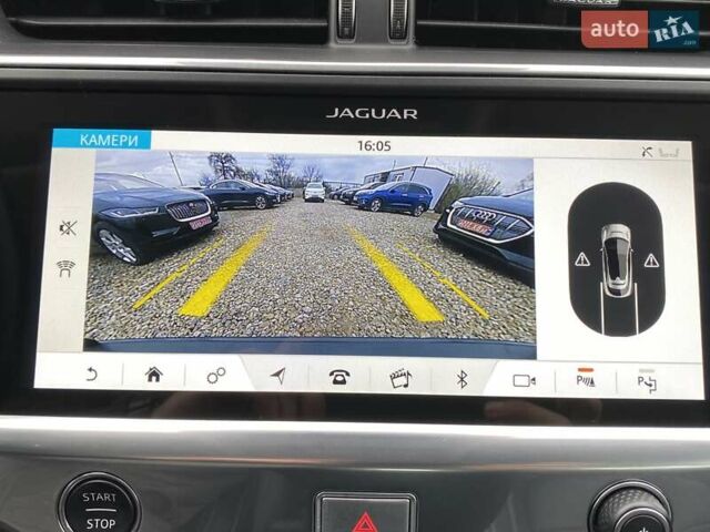 Черный Ягуар I-Pace, объемом двигателя 0 л и пробегом 98 тыс. км за 25200 $, фото 69 на Automoto.ua