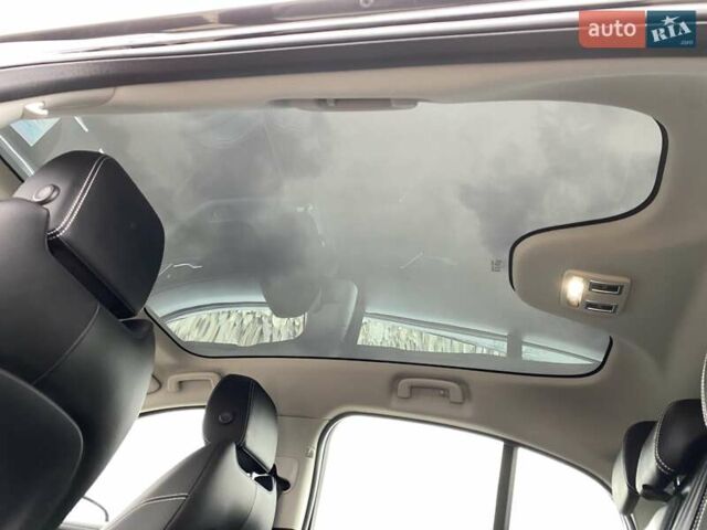 Черный Ягуар I-Pace, объемом двигателя 0 л и пробегом 98 тыс. км за 25200 $, фото 4 на Automoto.ua