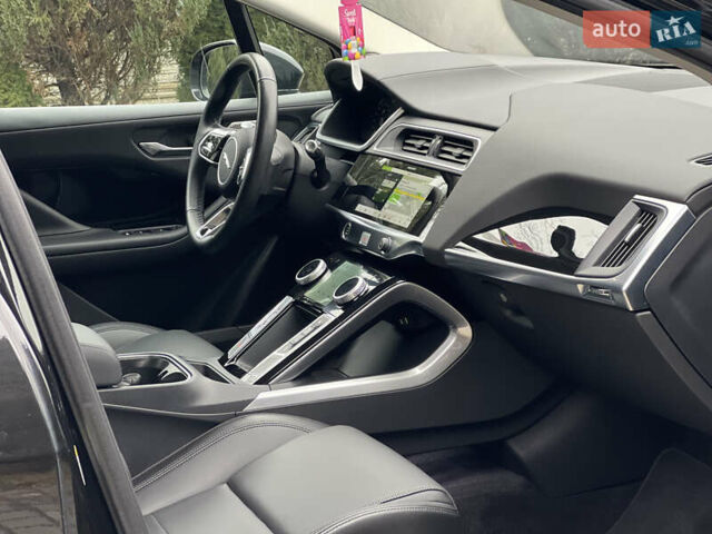 Черный Ягуар I-Pace, объемом двигателя 0 л и пробегом 143 тыс. км за 20500 $, фото 41 на Automoto.ua