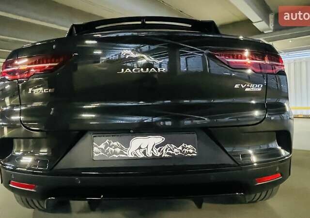 Черный Ягуар I-Pace, объемом двигателя 0 л и пробегом 79 тыс. км за 24300 $, фото 68 на Automoto.ua