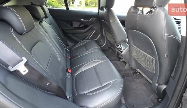 Черный Ягуар I-Pace, объемом двигателя 0 л и пробегом 94 тыс. км за 23500 $, фото 70 на Automoto.ua