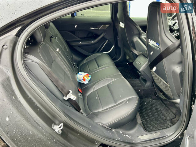 Черный Ягуар I-Pace, объемом двигателя 0 л и пробегом 116 тыс. км за 23990 $, фото 31 на Automoto.ua