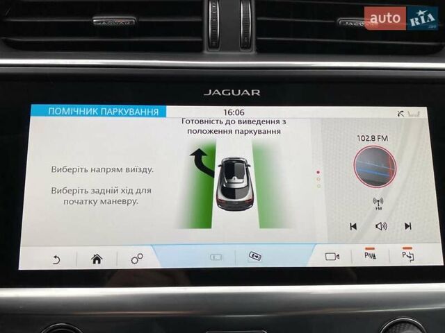 Черный Ягуар I-Pace, объемом двигателя 0 л и пробегом 98 тыс. км за 25200 $, фото 9 на Automoto.ua