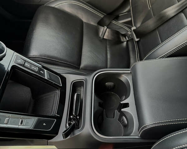 Черный Ягуар I-Pace, объемом двигателя 0 л и пробегом 115 тыс. км за 26800 $, фото 32 на Automoto.ua