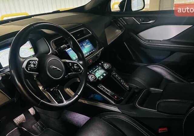 Черный Ягуар I-Pace, объемом двигателя 0 л и пробегом 79 тыс. км за 24300 $, фото 58 на Automoto.ua